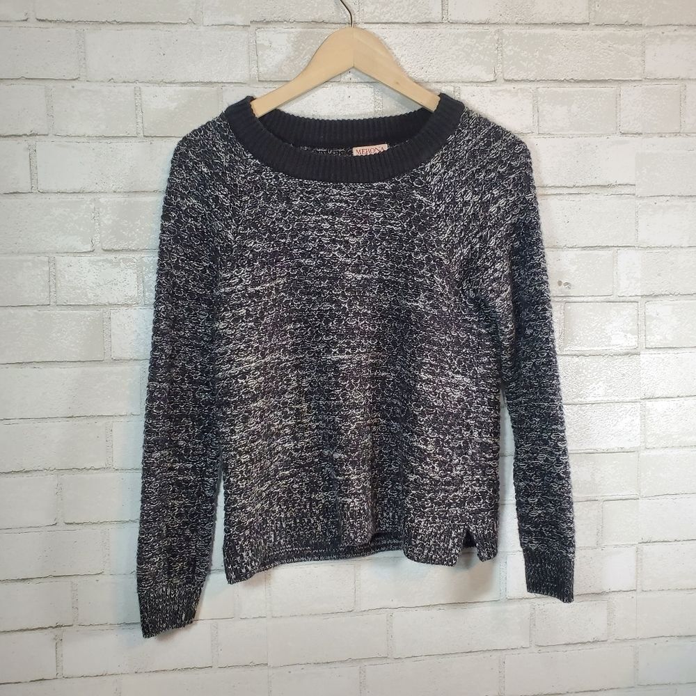 Merona black sweater‎